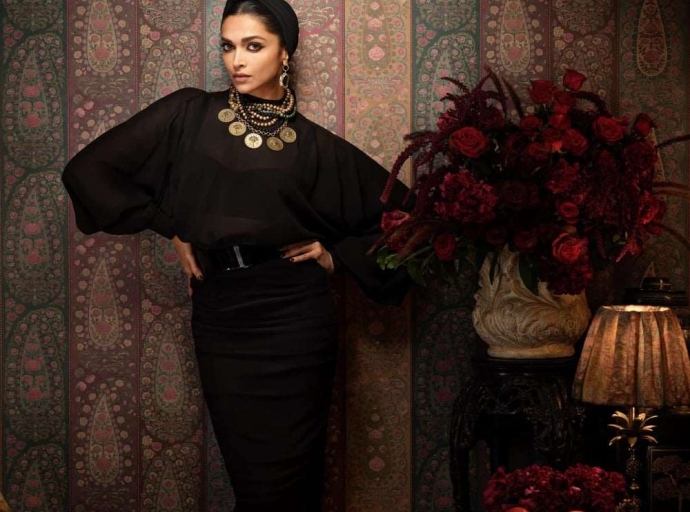 Sabyasachi Mukherjee teams up with Nilaya for new home textiles collection